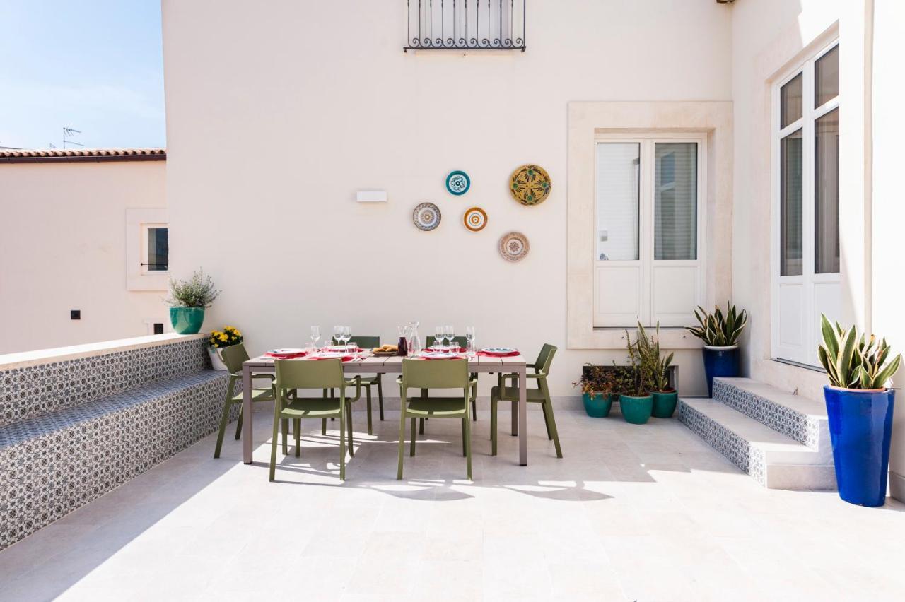 2 Soru Ortigia Holiday Home - Attico Con Terrazza Syracuse Esterno foto